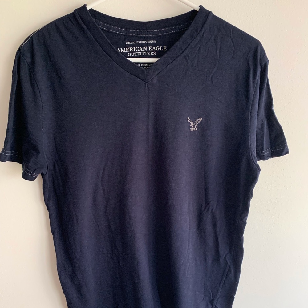 American Eagle Dark Blue V NeckT Shirt